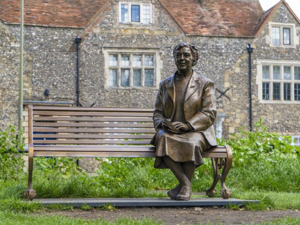 'Queen of Crime' Agatha Christie lived in Wallingford for 42 years and wrote most of her novels here while living quietly by The Thames. Each September, Wallingford celebrates her with a variety of events.