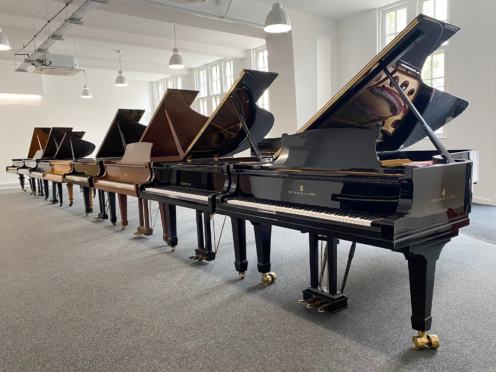 High-end piano store Pianoz.com has opened its flagship store on Maidenhead High Street.