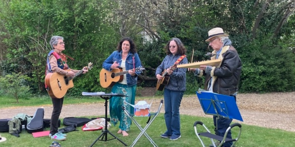 During spring & summer you can join this friendly group of music-lovers on the banks of the Oxford canal for a wholesome Sunday session