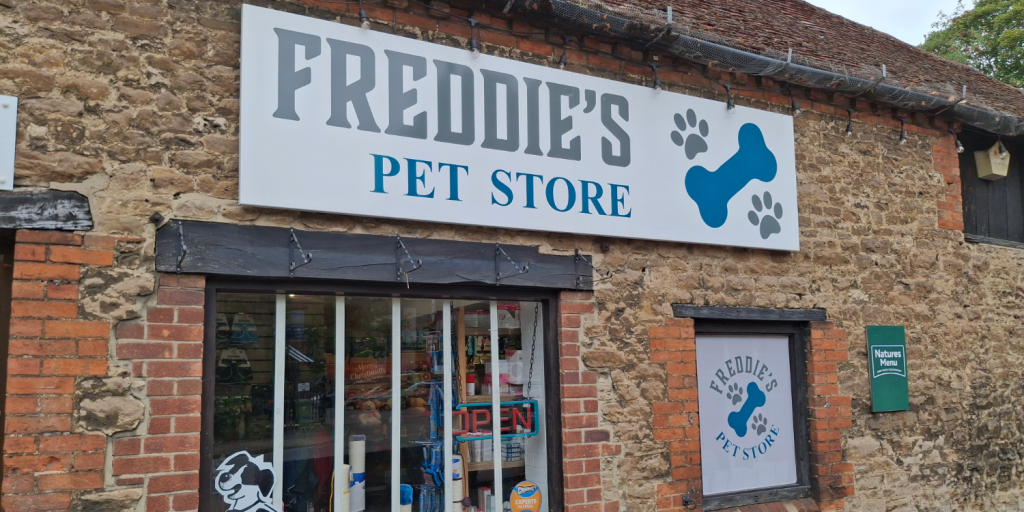 A community-focused Abingdon pet store inspired by one very special dog