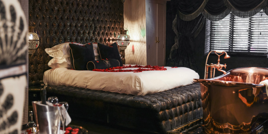 We’ve teamed up to offer one lucky winner and their guest a decadent stay at The Crazy Bear in Stadhampton, Oxfordshire 