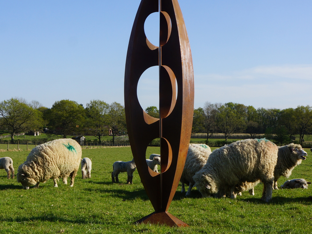 You can admire Surrey Sculpture Society’s talents at Savill Garden thanks to the Art in the Garden exhibition from 21st September until 1st November.