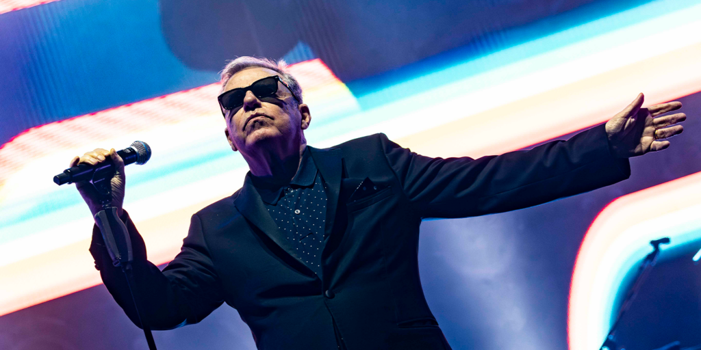 Madness frontman Suggs reflects on childhood memories of his jazz-singer mother, sneaking into Who concerts and more.