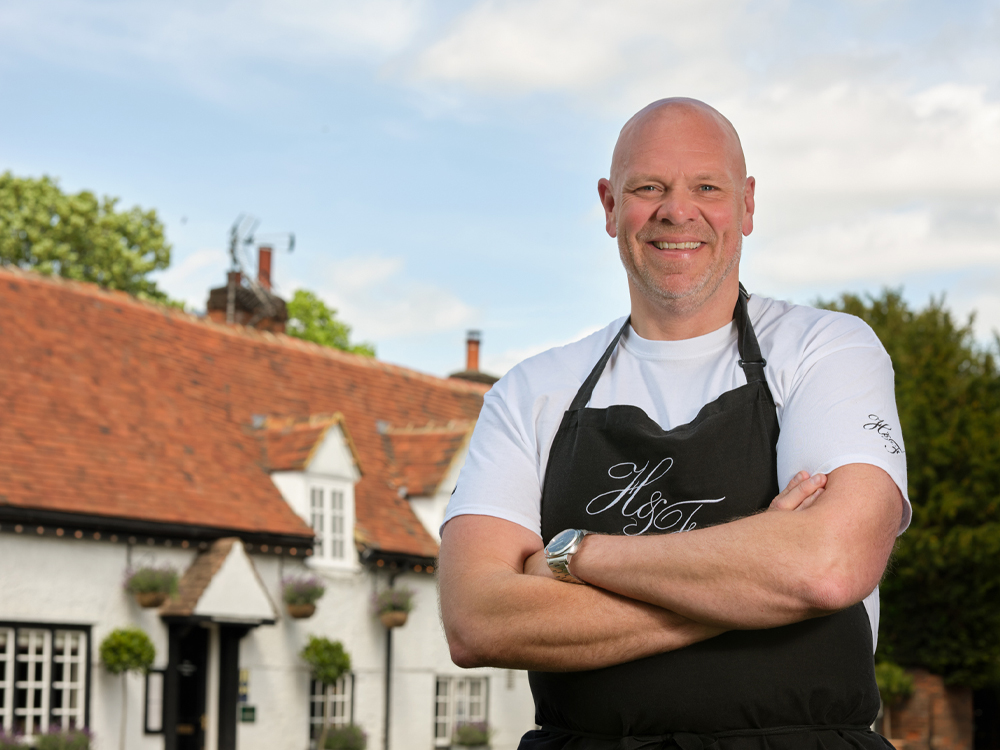 Michelin-starred chef & dad Tom Kerridge, 49, chats to Liz about life, loves and his Full Time Meals campaign with Marcus Rashford.