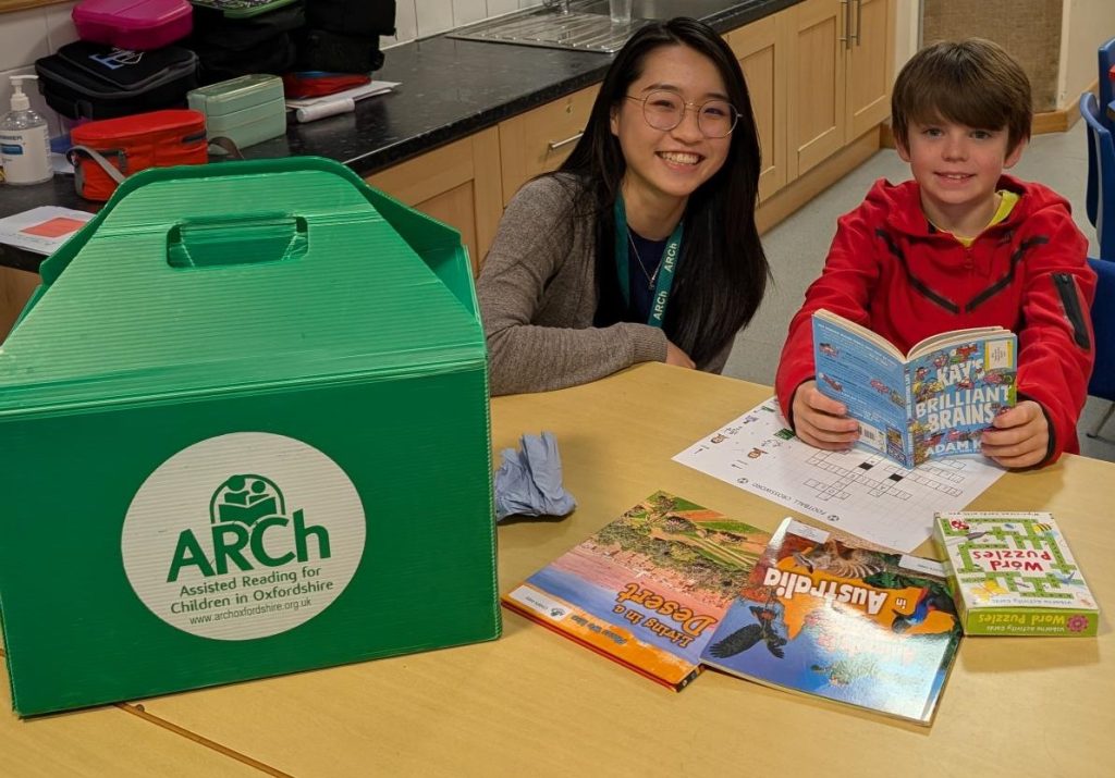 Could you join the ARCh charity champions and volunteer to help Oxfordshire children read with confidence? 