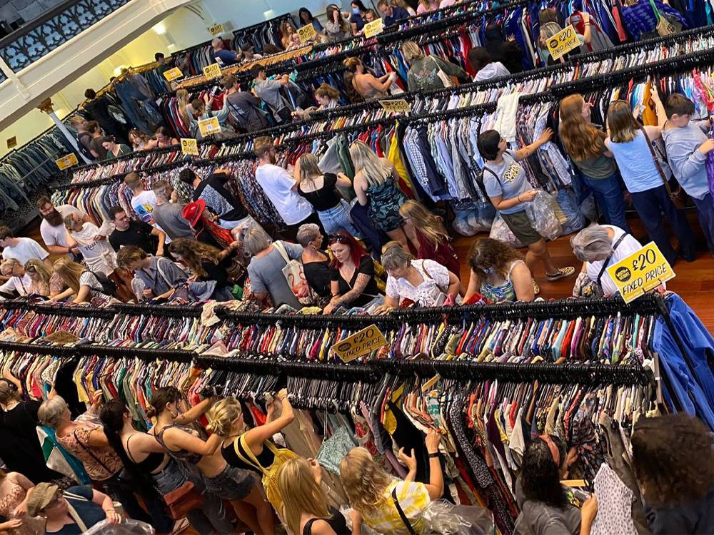 Share some love for preloved clothes on Saturday, 27th January at Oxford Town Hall at Worth The Weight’s Oxford Kilo Sale.
